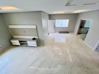 Exclusividade e Conforto no CONDOMINIO MORADA DOS PASSAROS – Casa na Ponta Negra: