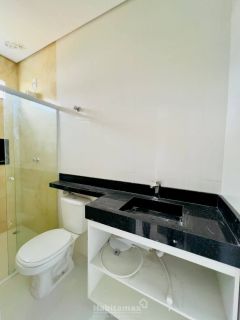Exclusividade e Conforto no CONDOMINIO MORADA DOS PASSAROS – Casa na Ponta Negra: