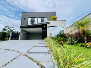 Viva com Estilo e Conforto na Ponta Negra – Casa Moderna com energia solar no Morada dos Pássaros.