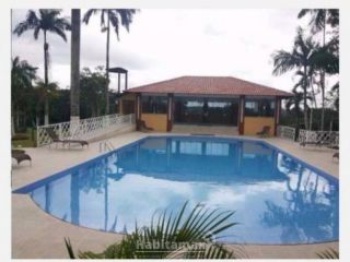 Buscando uma casa nova com 3 quartos sendo 1 suíte para mudar ainda esse ano? Veja agora essa casa no CONDOMINIO NASCENTES TARUMÃ.
