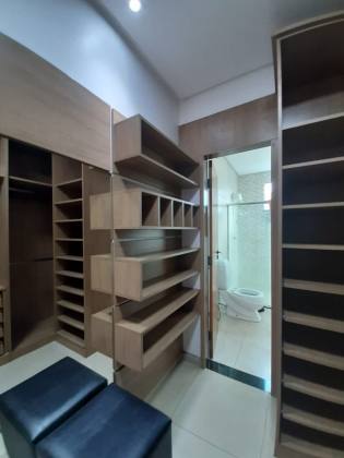 A Arte de Viver Bem — Mansão no Ponta Negra com Boate, Piscina com Hidro e 600m² de Puro Requinte