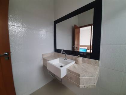 A Arte de Viver Bem — Mansão no Ponta Negra com Boate, Piscina com Hidro e 600m² de Puro Requinte