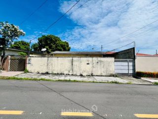 Oportunidade no Planalto: 4 Quartos e Espaço Livre para Seu Projeto Pessoal. Financia!