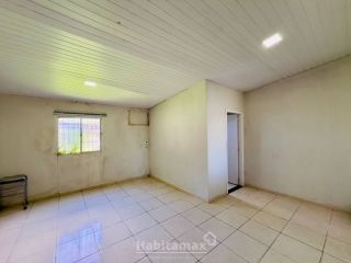 Oportunidade no Planalto: 4 Quartos e Espaço Livre para Seu Projeto Pessoal. Financia!