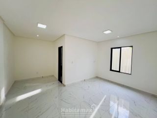 Viva com Estilo: Casa de Alto Padrão no Condomínio Quinta das Marinas. 3 quartos, financia!