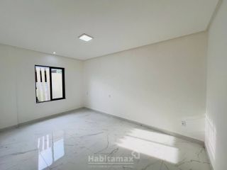 Viva com Estilo: Casa de Alto Padrão no Condomínio Quinta das Marinas. 3 quartos, financia!