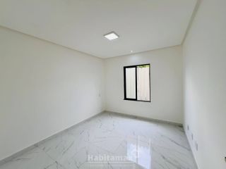 Viva com Estilo: Casa de Alto Padrão no Condomínio Quinta das Marinas. 3 quartos, financia!