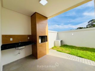 Viva com Estilo: Casa de Alto Padrão no Condomínio Quinta das Marinas. 3 quartos, financia!