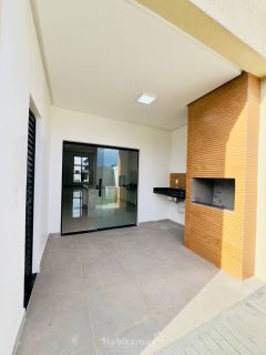 Viva com Estilo: Casa de Alto Padrão no Condomínio Quinta das Marinas. 3 quartos, financia!