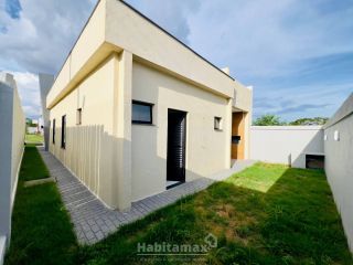 Viva com Estilo: Casa de Alto Padrão no Condomínio Quinta das Marinas. 3 quartos, financia!