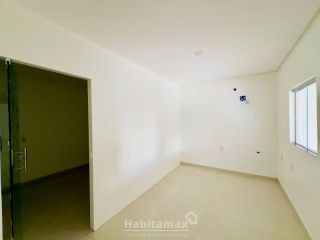 Oportunidade Única! Casa Comercial com 12 Salas no Parque 10 – Aceita Propostas!