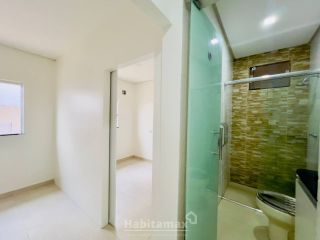 Oportunidade Única! Casa Comercial com 12 Salas no Parque 10 – Aceita Propostas!