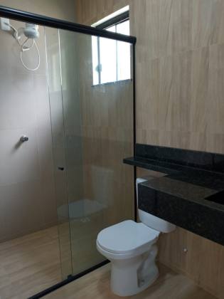 CASA DUPLEX ESPETACULAR COM 4 SUÍTES  NO CONDOMINIO RESERVA PARQUE - PONTA NEGRA. FINANCIA!