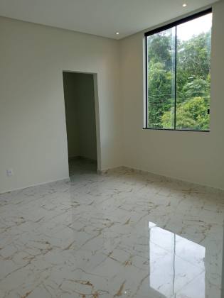 CASA DUPLEX ESPETACULAR COM 4 SUÍTES  NO CONDOMINIO RESERVA PARQUE - PONTA NEGRA. FINANCIA!