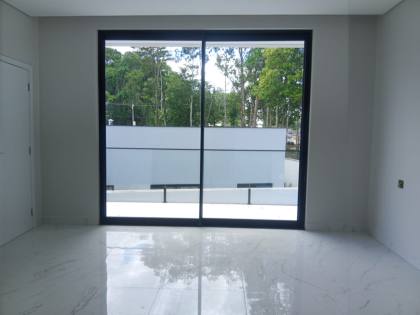 CASA DUPLEX ESPETACULAR  4 SUITES A VENDA - CONDOMINIO ALPHAVILLE 4 - PONTA NEGRA