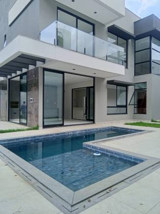 CASA DUPLEX ESPETACULAR  4 SUITES A VENDA - CONDOMINIO ALPHAVILLE 4 - PONTA NEGRA