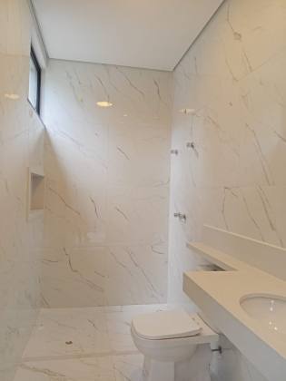 CASA DUPLEX ESPETACULAR  4 SUITES A VENDA - CONDOMINIO ALPHAVILLE 4 - PONTA NEGRA