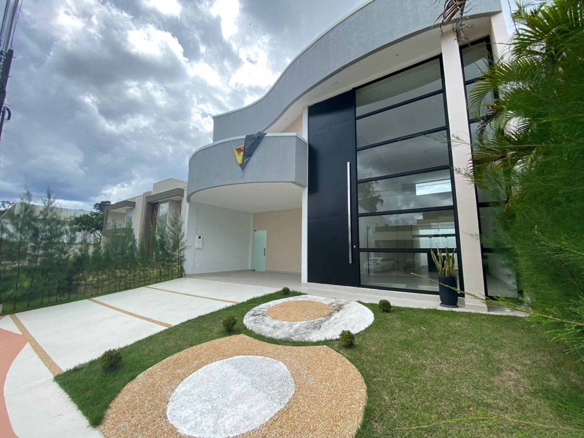Casa Espetacular à Venda no Condomínio Passaredo – Ponta Negra, Manaus