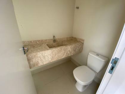 Casa Espetacular à Venda no Condomínio Passaredo – Ponta Negra, Manaus