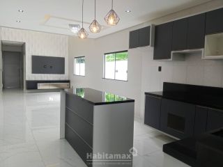 Conheça agora essa casa no Condomínio Reserva do Parque- PONTA NEGRA, 4 quartos, financia!