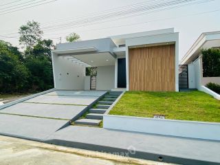 Veja agora essa casa térrea a vend com 3 suítes no Condomínio Reserva do Parque- PONTA NEGRA. Financia!