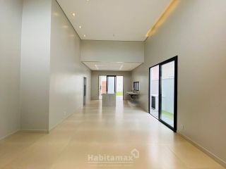 Veja agora essa casa térrea a vend com 3 suítes no Condomínio Reserva do Parque- PONTA NEGRA. Financia!