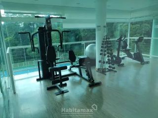 Essa casa alto padrão com 3 suítes vai te surpreender nos mínimos detalhes, semi-mobiliada, financia!