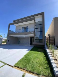 Linda casa Duplex no Residencial Morada dos Pássaros com 4 suítes confortáveis. Sua família merece o melhor. Aceita financiamento!