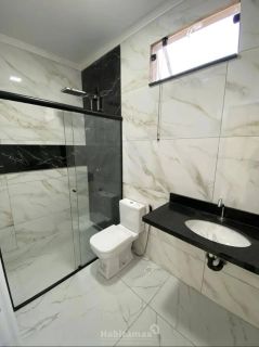 Linda casa Duplex no Residencial Morada dos Pássaros com 4 suítes confortáveis. Sua família merece o melhor. Aceita financiamento!