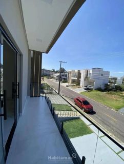 Linda casa Duplex no Residencial Morada dos Pássaros com 4 suítes confortáveis. Sua família merece o melhor. Aceita financiamento!