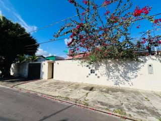 1.	Casa Espetacular no Jardim Versalles – 100% Mobiliada, espaço Gourmet, ampla e com quintal dos sonhos!