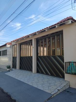 CASA ESPETACULAR COM 3 SUITES PARA ALUGUEL -CONDOMINIO VILA VERDE I | SANTO AGOSTINHO