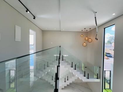 DUPLEX ESPETACULAR COM 5 SUITES no CONDOMINIO RESERVA DO PARQUE. | PONTA NEGRA