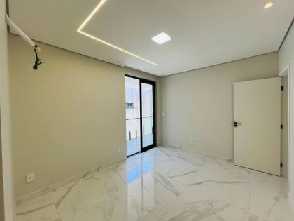 DUPLEX ESPETACULAR COM 5 SUITES no CONDOMINIO RESERVA DO PARQUE. | PONTA NEGRA