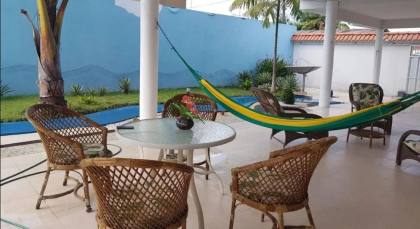MANSÃO ESPETACULAR PARA ALUGUEL - 4 QUARTOS (3 SUITES) - PONTA NEGRA