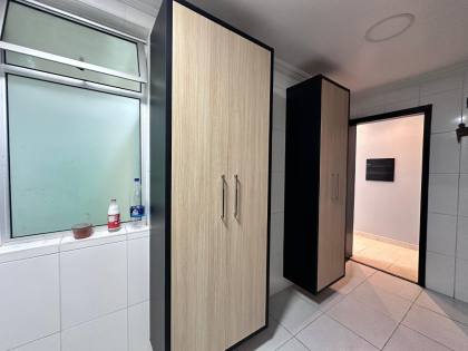 Apartamento com 3 quartos sendo 1 suíte no WEEKEND CLUB | Ponta Negra, armários e climatizado. Conheça agora!