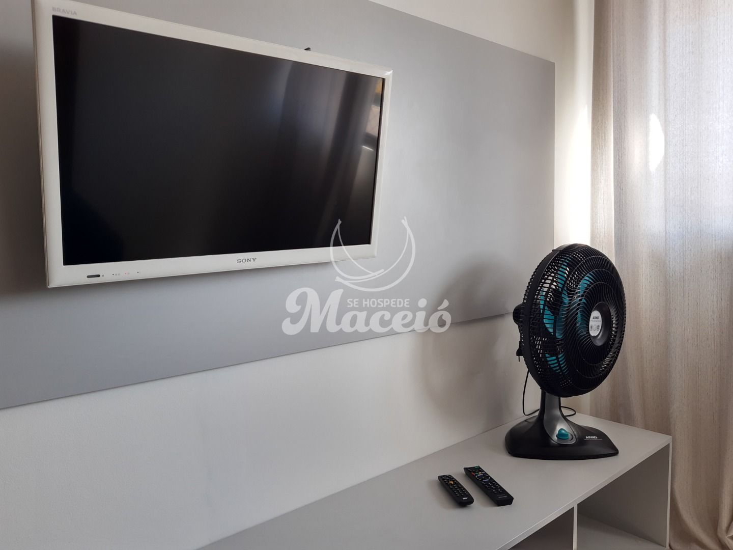 Quarto e sala, excelente localização, Ponta Verde