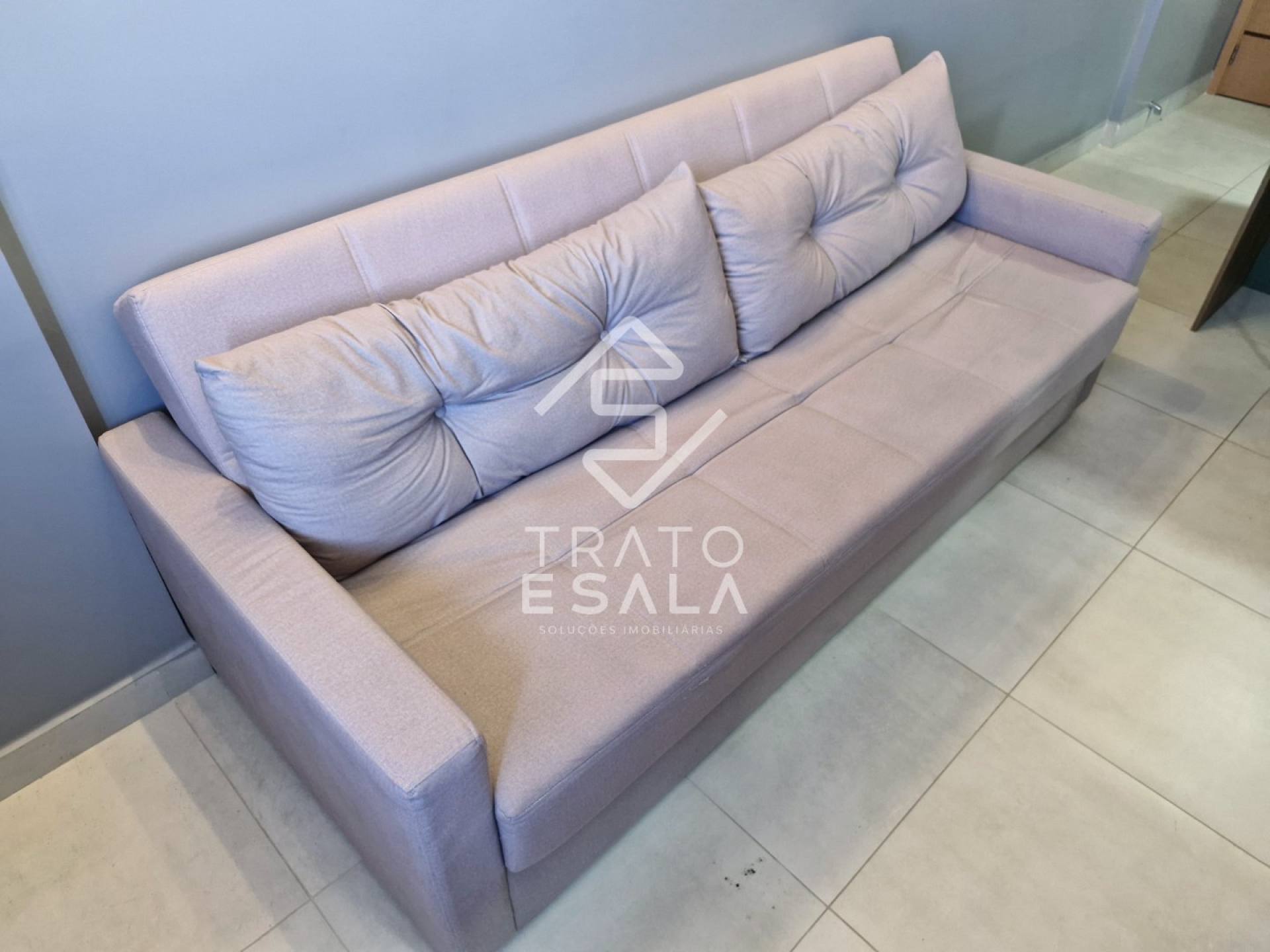 Studio decorado e rodeado de praticidade, em excelente localização da Ponta Verde.