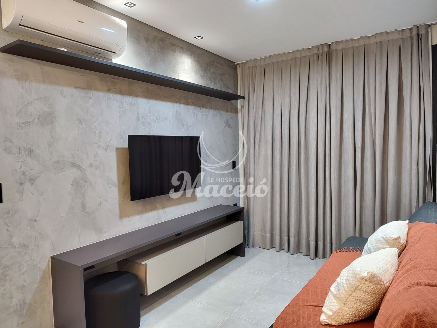 Quarto e sala recém entregue, com a mais incrível área de lazer da cidade
