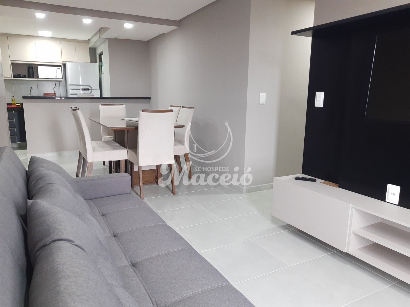 Apartamento com 2 quartos sendo 1 suíte para alugar na Mangabeiras