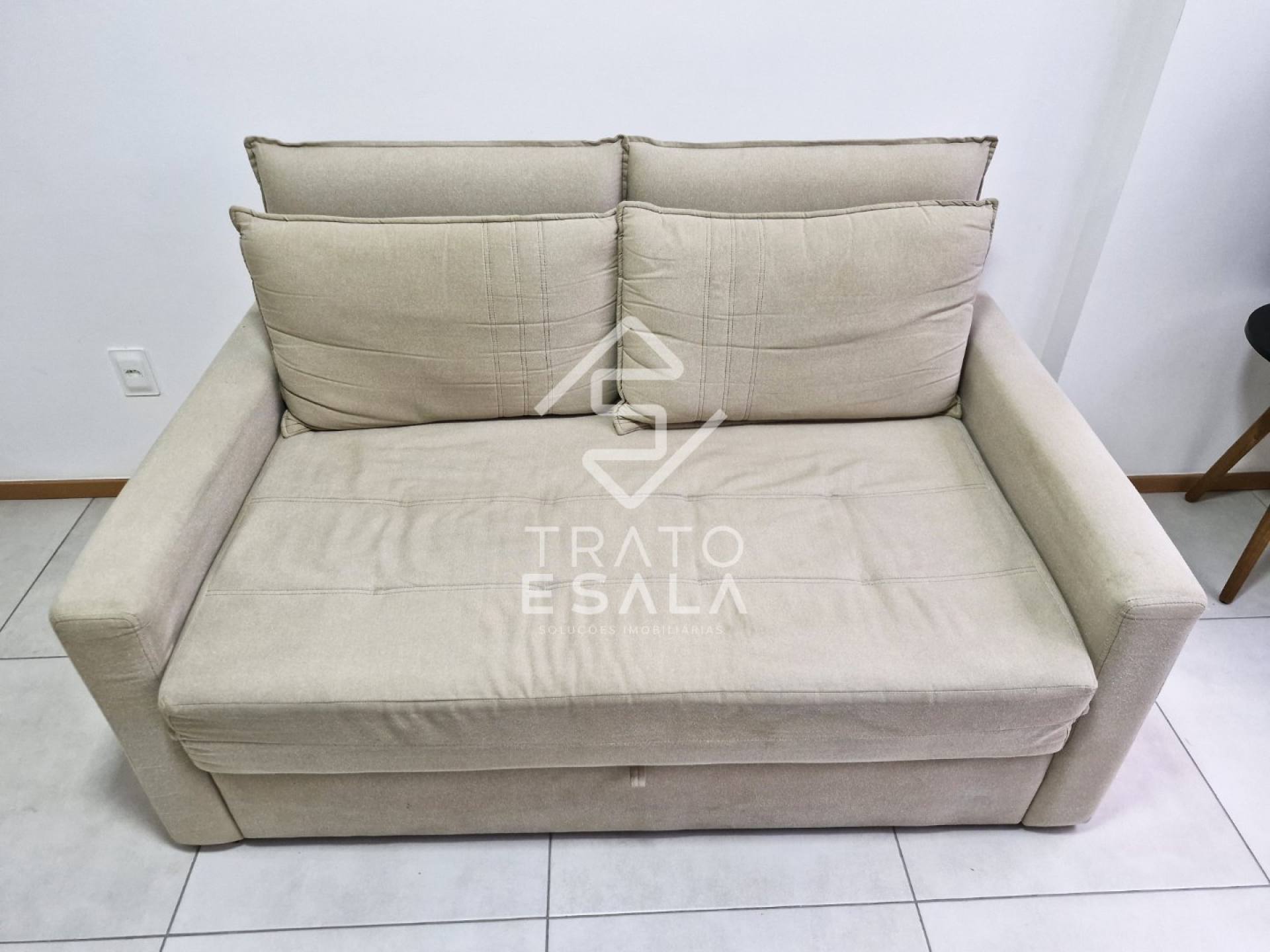 Quarto e sala mobiliado e com área de lazer completa