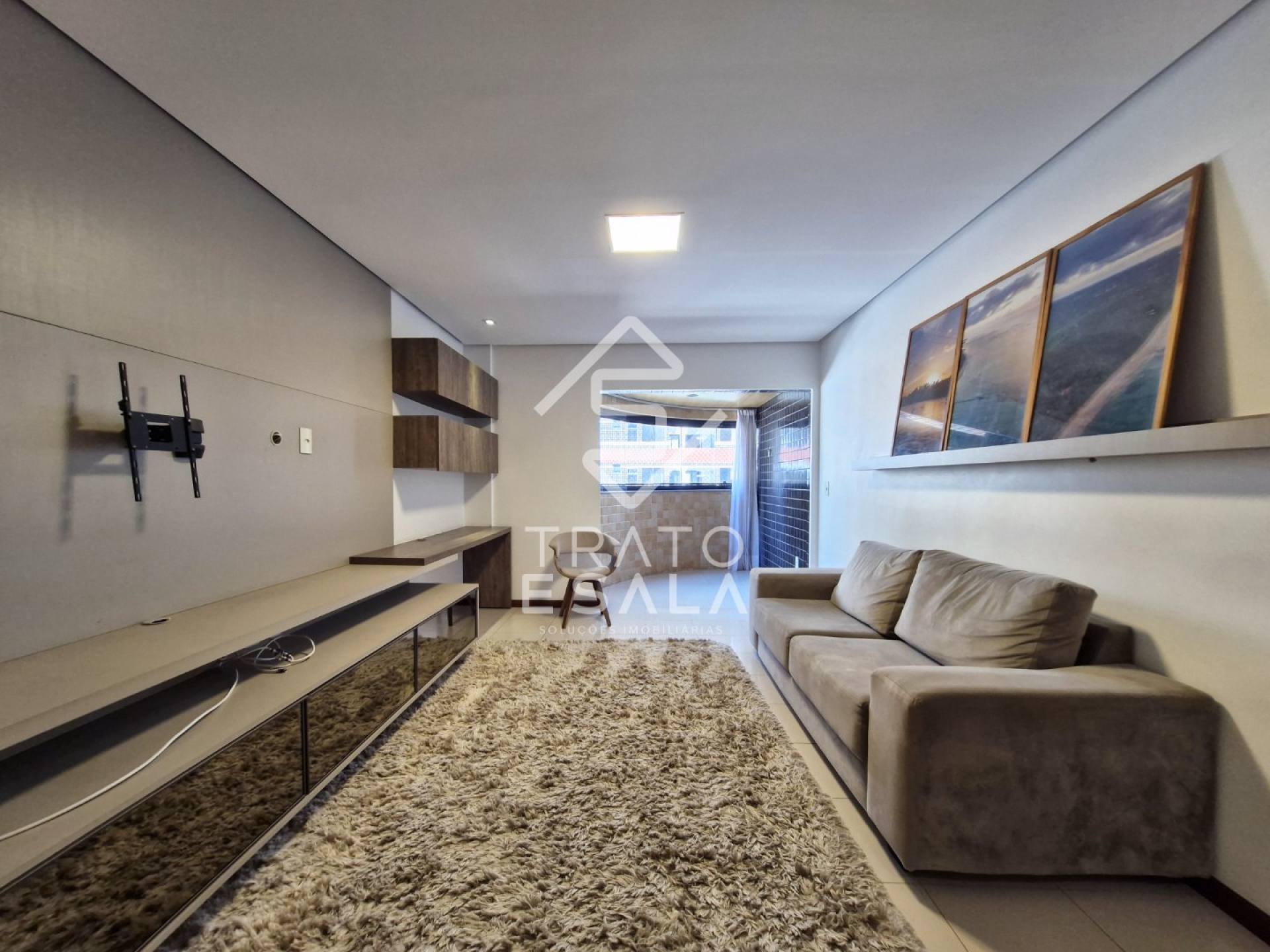 Apartamento 3 quartos, amplo, decorado e completo, na Ponta Verde