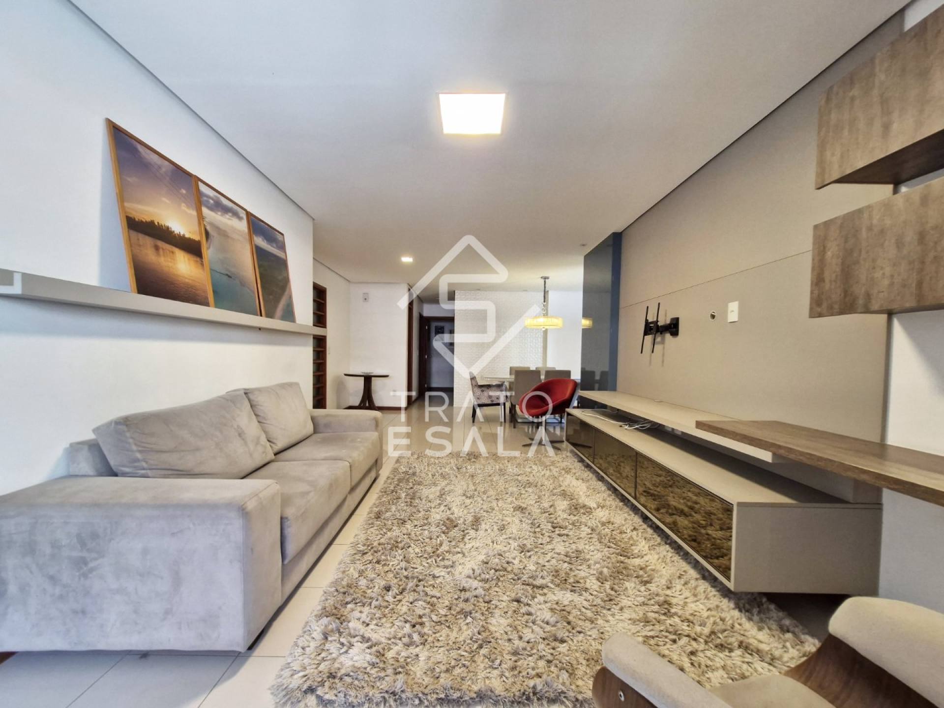 Apartamento 3 quartos, amplo, decorado e completo, na Ponta Verde