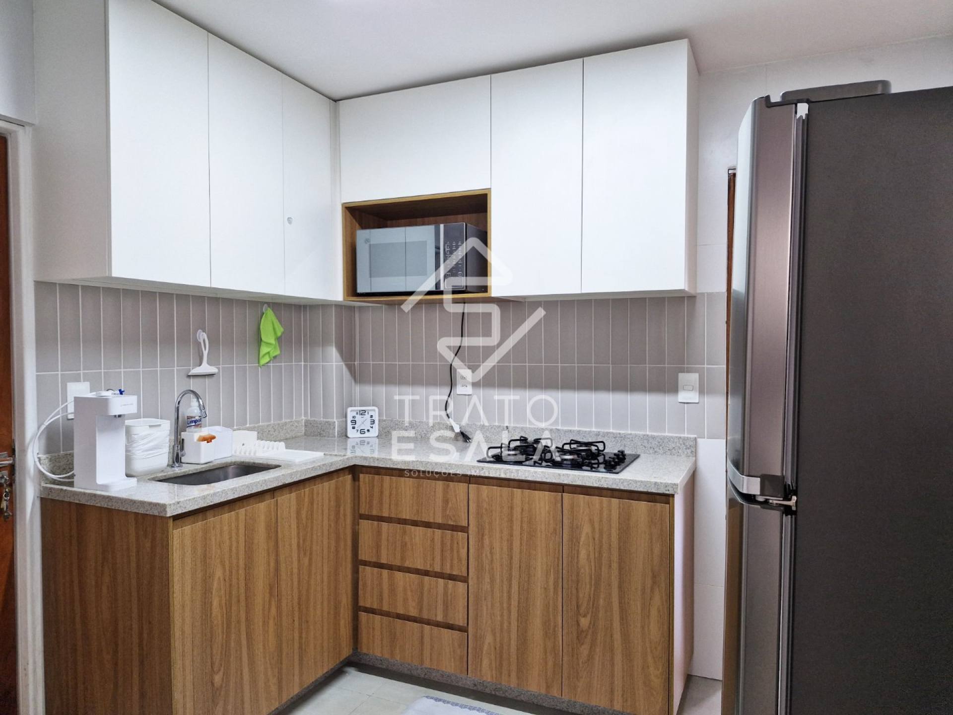 Três quartos, completo, próximo às orlas da Ponta Verde e Pajuçara