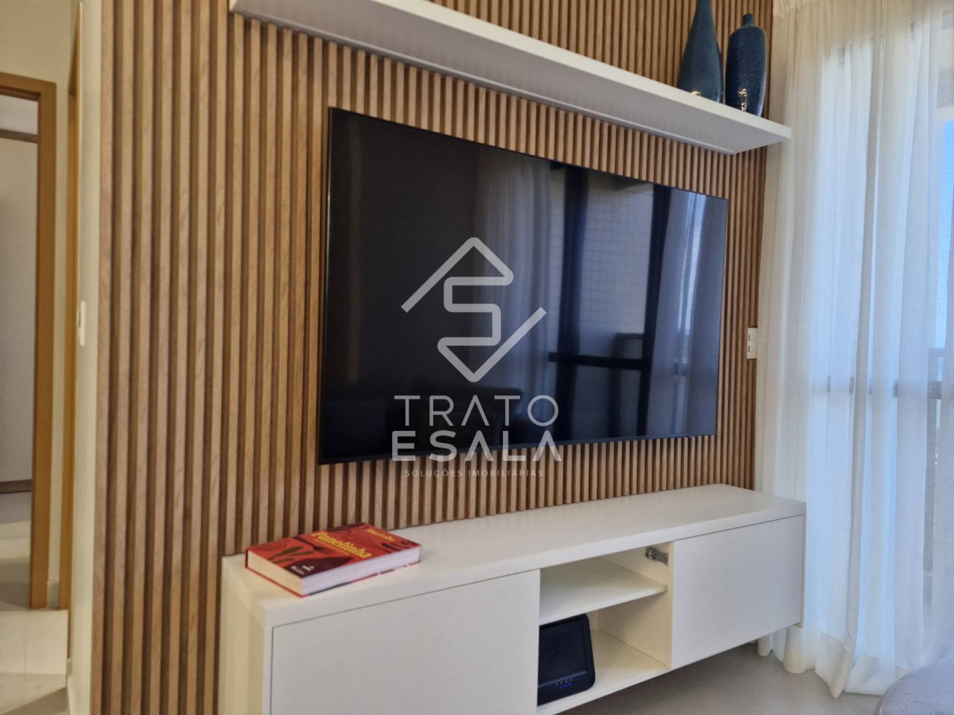 Dois quartos, impecável, na segunda quadra do mar da Pajuçara