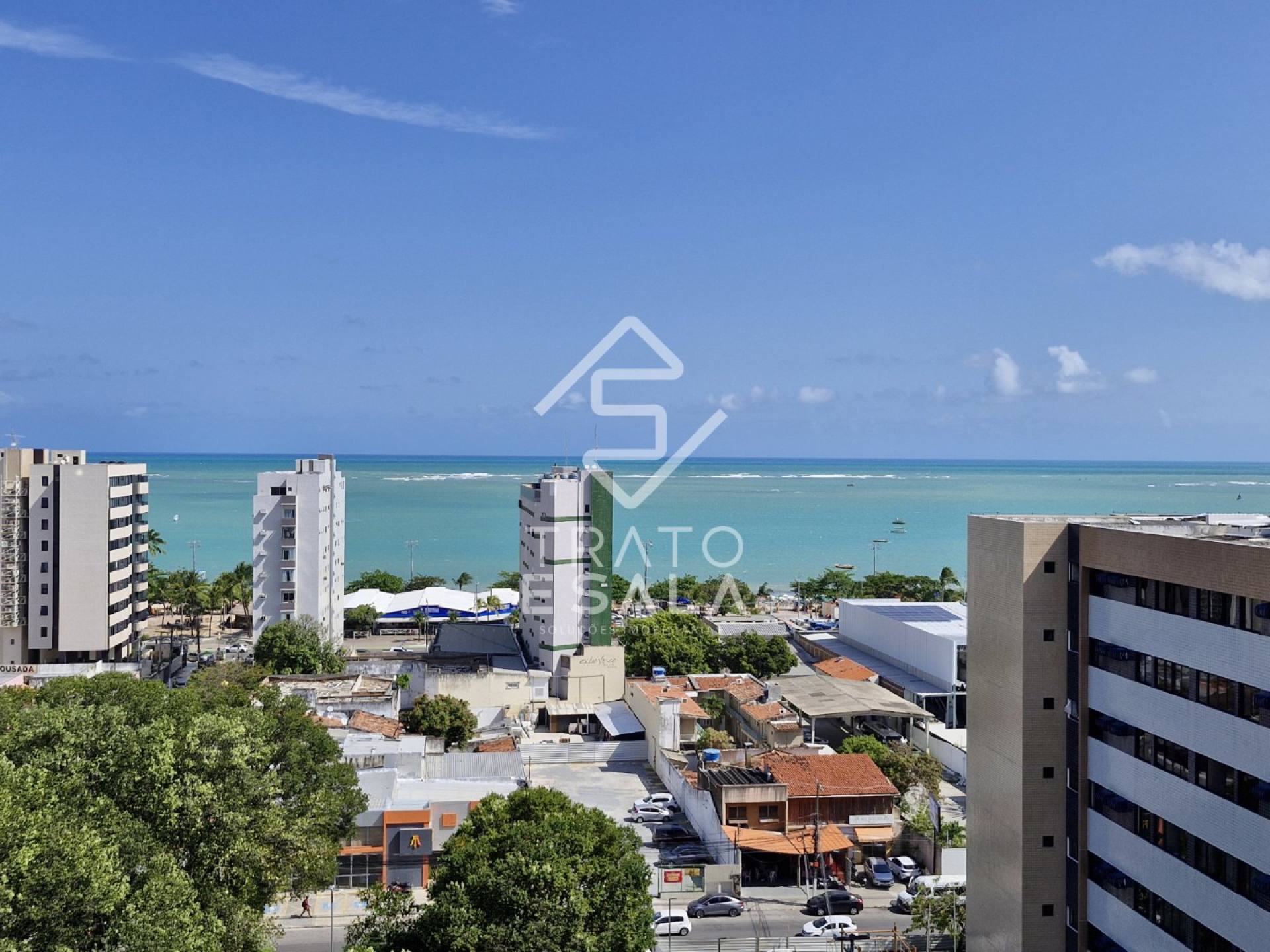 Dois quartos, impecável, na segunda quadra do mar da Pajuçara
