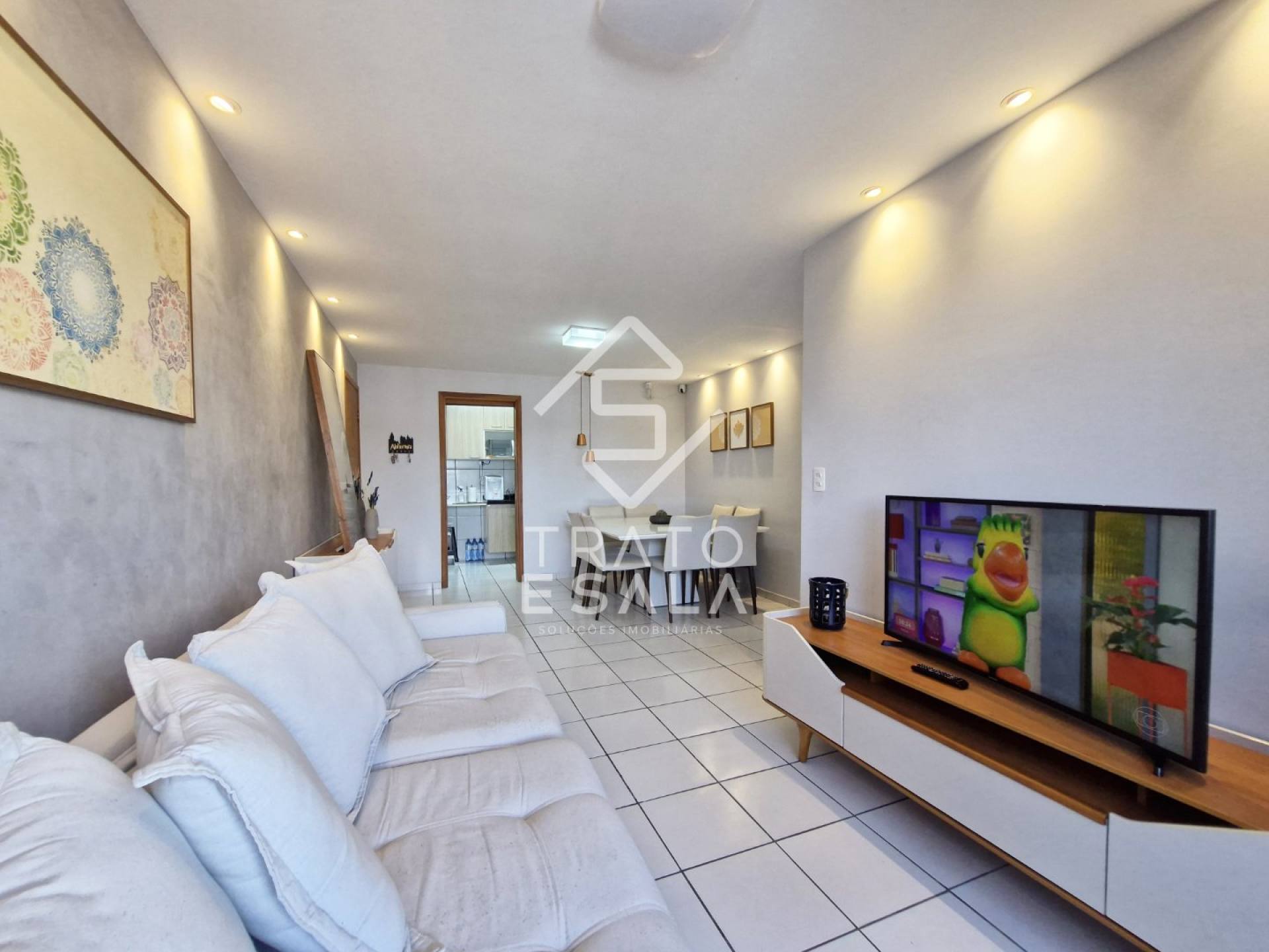 Apartamento com 3 quartos, sendo 1 suíte no bairro Jatiúca próximo ao Maceió Shopping