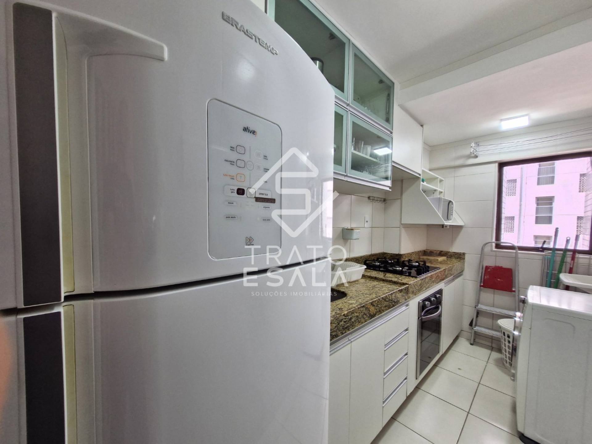 Dois quartos, nascente com excelente vista para o mar