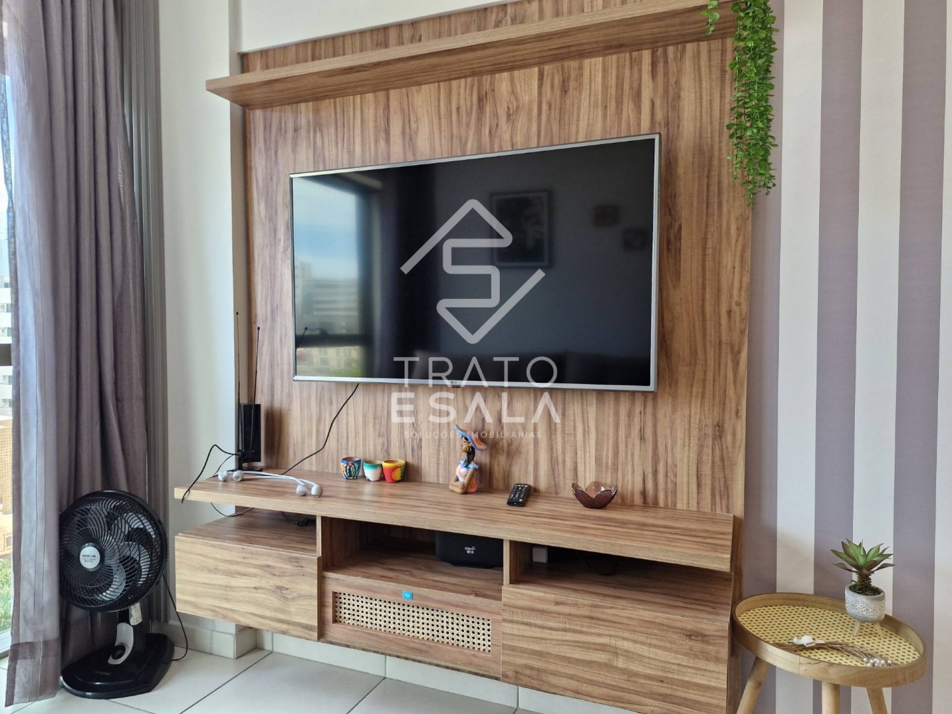 Dois quartos, nascente com excelente vista para o mar