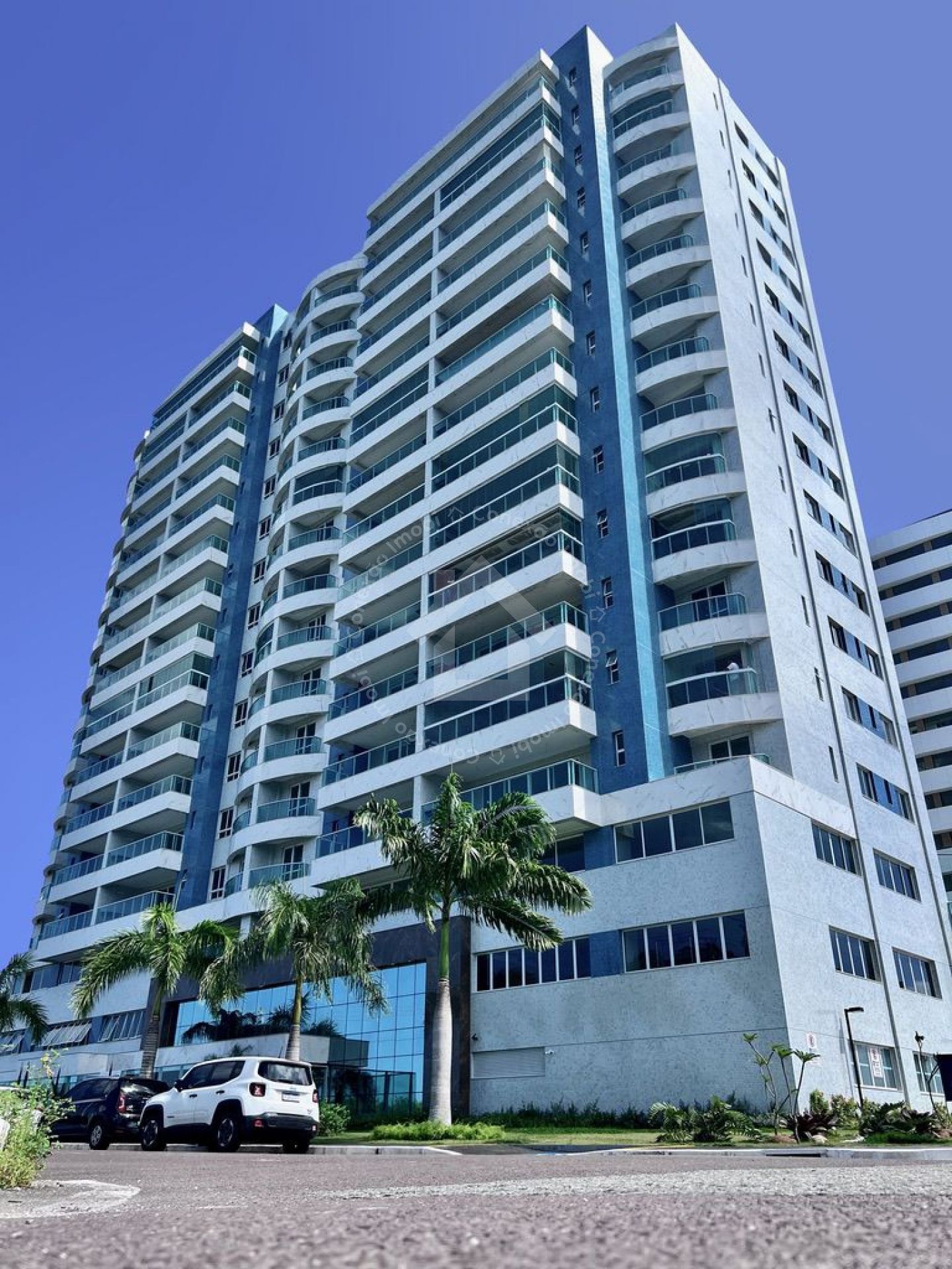 Everest Residence